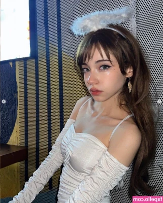 cey_lazuli [ cey-lazuli ] - my tits are big even from behind ☺️❤️💕