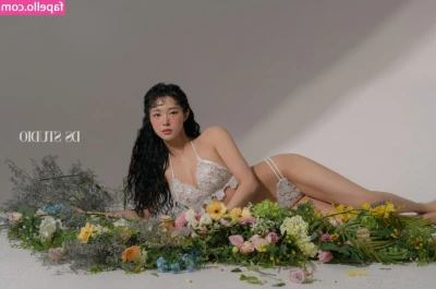 kimgapju - Ready to use both holes in my little Asian booty