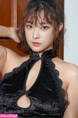 kimgapju - Can’t take me anywhere without me taking my clothes off