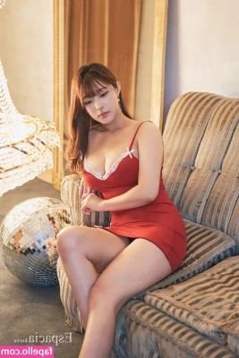 kimgapju - I need another load on my tits. Can you help me?