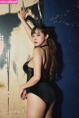 kimgapju - Crotchless panties for a good slut