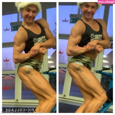 emilyjbrand98 - Have a spanking good time on Thanksgiving🍑👋🔥