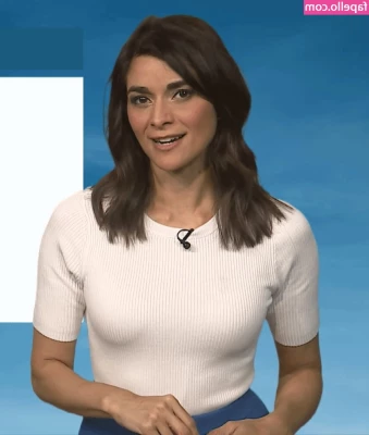 Lucy Verasamy [ lucy-verasamy ] - This is what I look like when I make content for u guys💕😮‍💨