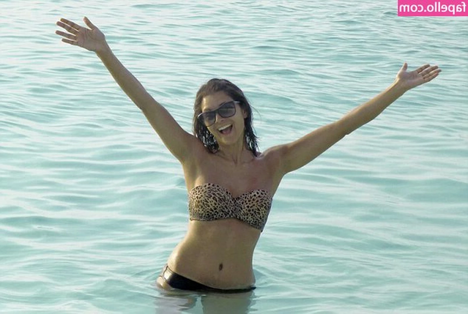 Lucy Verasamy [ lucy-verasamy ] - Who wants to suck on my nipples