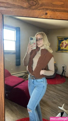 Xxfarmgirlcc [ xxfarmgirlcc-1 ] - Hope you are enjoying your weekend!! I know the fur babies and I are
