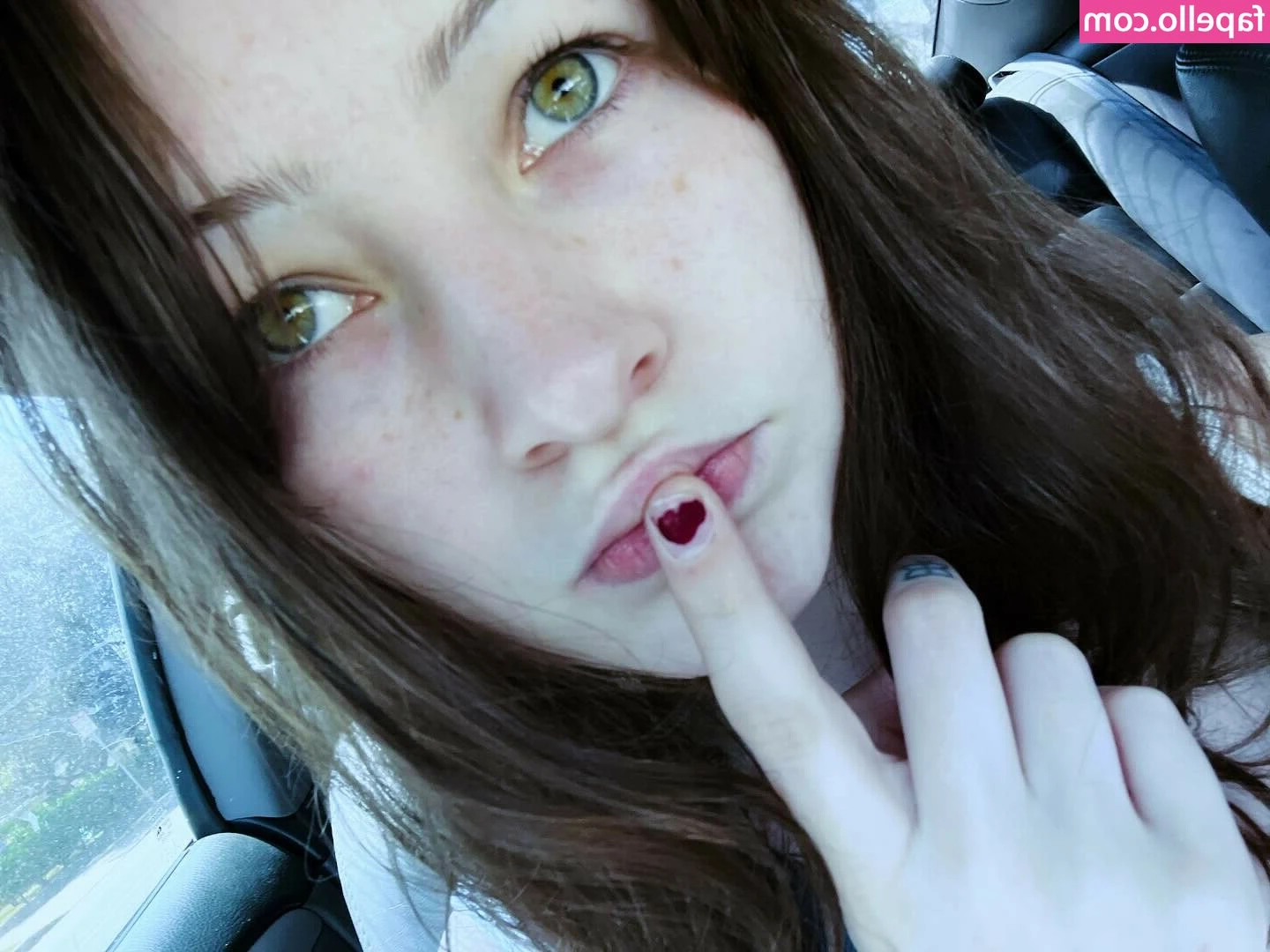 Ella Woolsey [ ella-woolsey ] - Sucking a dildo, Thinking of you 💕