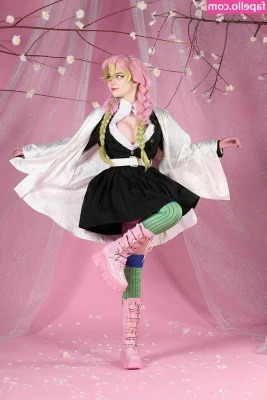 Aiko Love U [ aiko-love-u ] - Let the supple softness of Virgo's Throne caress you like the wings