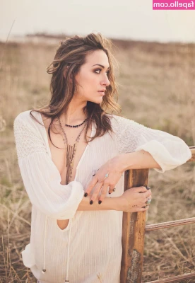 Tasya Teles [ tasya-teles ] - ✨🌸 tiny, shiny little tease 🌸✨