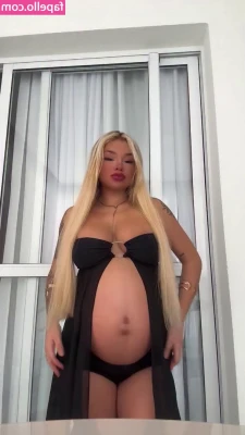 Eutreyce - Mmm está rica 🔥👅y calentita