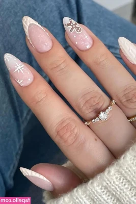 gingerbread - Do you like our shiny pants and bikini tops?   @yuffieyulan