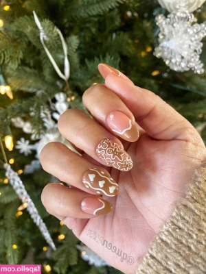 gingerbread - wanna cover these in cum? 😜