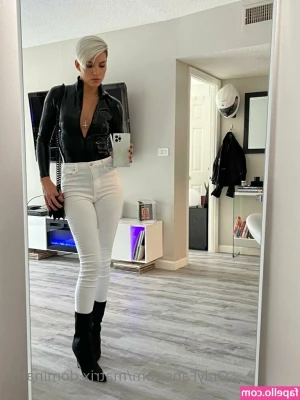 matrix.dominatrix [ matrix-dominatrix ] - Cam Funny | Old and Musty | Plexstorm