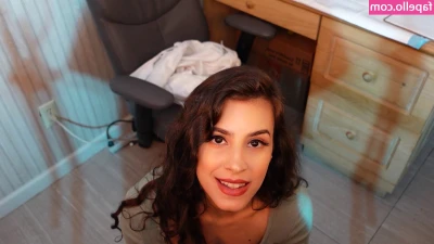 Irma La Dulce ASMR [ irma-la-dulce-asmr ] - Ignoring you while I watch tv .. soles over couch