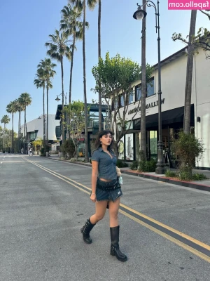Ekatze007 - My first time putting something in my ass. My ass was so tight it