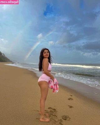 Akshita Rai Shrivastava [ akshita-rai-shrivastava ] - Don’t act like you weren’t put on this earth just to watch my