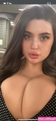 Oliviarosebartley - Happy October 🥰🎃👻