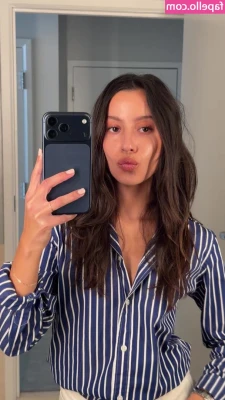 Izabella Alvarez [ izabella-alvarez ] - can i suck u like this? ♡