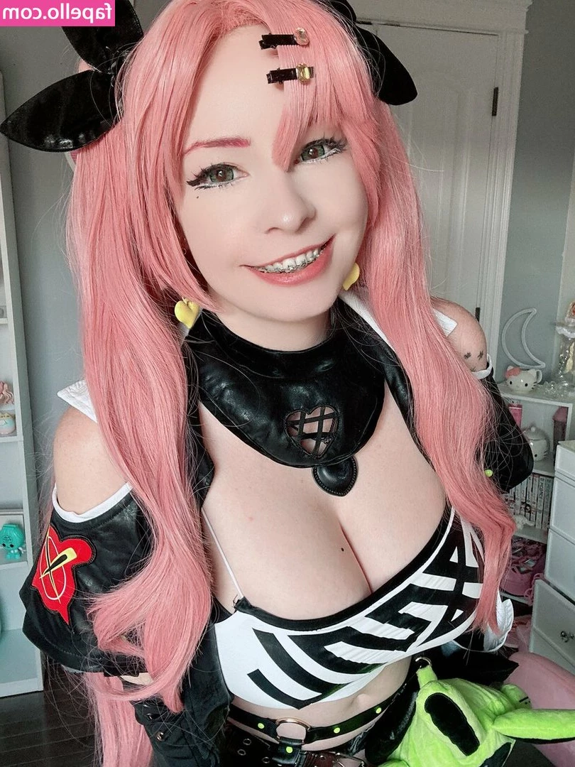 koneko_cosplays [ koneko-cosplays ] - bunny butt!