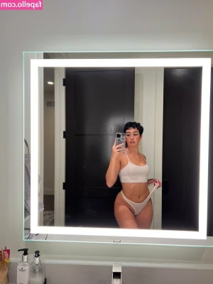 Gianna Evelyn [ gianna-evelyn ] - This video is too hot for the timeline  Check your DM s for the full