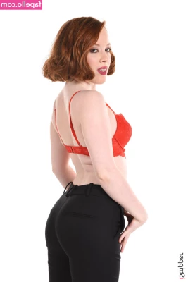 Lottie Magne [ lottie-magne ] - I have tits for days