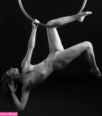 Whitney Masters [ whitney-masters ] - Que tengan un hermoso fin de semana