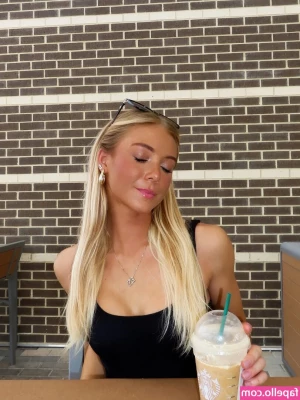 Danielle Jordan [ danielle-jordan ] - I ll be your little   Demon