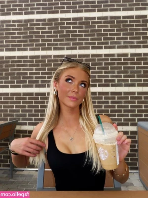 Danielle Jordan [ danielle-jordan ] - i m obsessed with my boobs i can t lie to y all  look at those