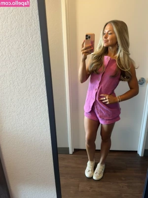 Chloe Rigdon [ chloe-rigdon ] - Let me be your greatest FANTASY 💃🏽 💥💜