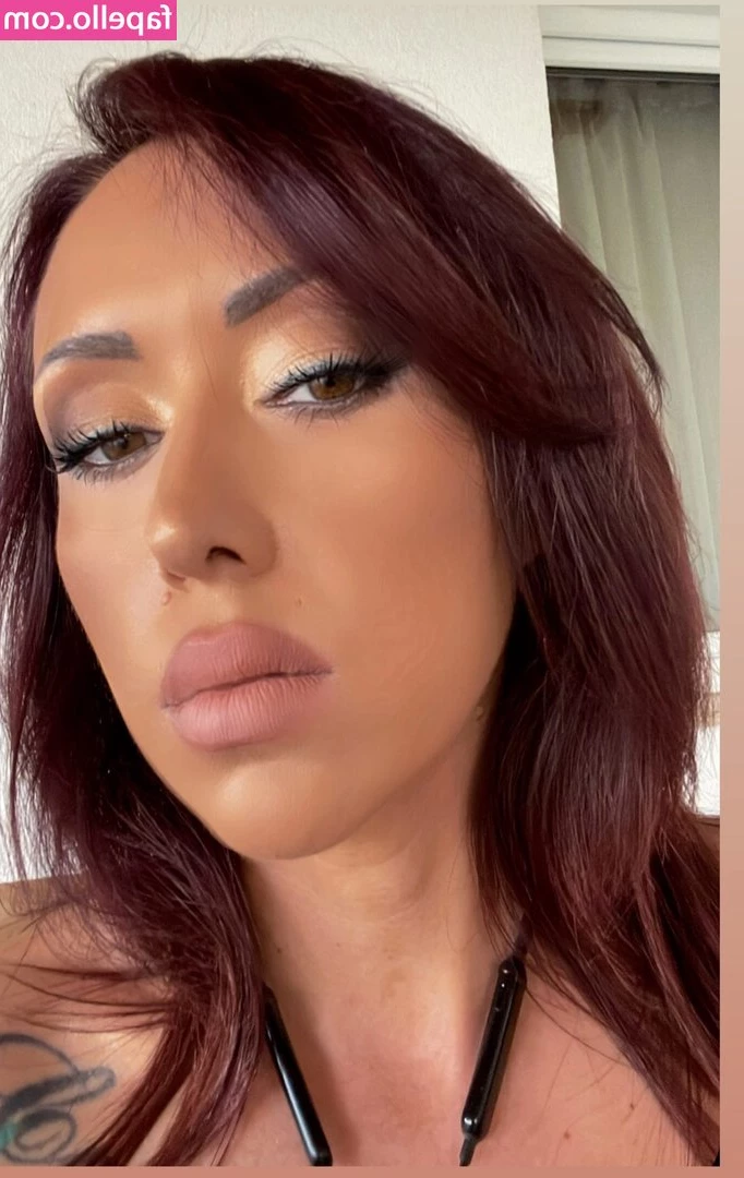 Christina Shine [ christina-shine ] - I love when they swell up. Do you?