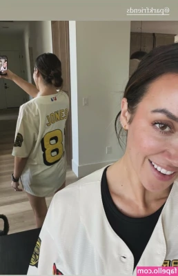 Chelsea Green [ chelsea-green-2 ] - can I sit on your face?