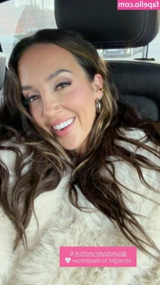 Chelsea Green [ chelsea-green-2 ] - Babe...I just posted my new solo in your DMs. Like the pic? Well