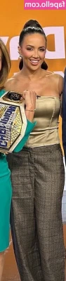 Chelsea Green [ chelsea-green-2 ] - Can i Help you ?