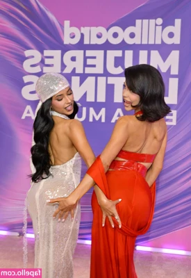 Becky G [ becky-g-1 ] - 𝙍𝙮𝙪𝙠𝙤 💢 𝙏𝙝𝙚 𝙜𝙡𝙖𝙨𝙨 𝙞𝙨