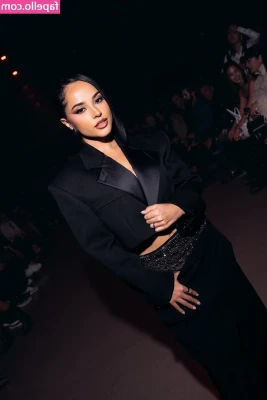 Becky G [ becky-g-1 ] - 🚨 ANNOUNCEMENT 📣 Breeding kinksters, listen up! 🤰🏻 I'm