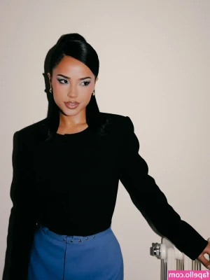 Becky G [ becky-g-1 ] - I like being oiled up