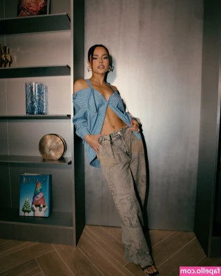 Becky G [ becky-g-1 ] - Such a hot chemistry between us 🥵 One more from brand new