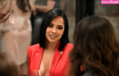 Becky G [ becky-g-1 ] - happy hump day 🍑😈 do you like looking at my asshole better with