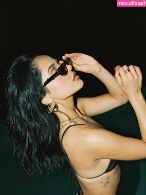 Becky G [ becky-g-1 ] - Tights stripteas  Happy Sunday night  Love you guys
