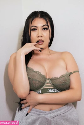 laciaioki - Cucky, I’ve Said You Can Watch, But You Are Going to be Teased.