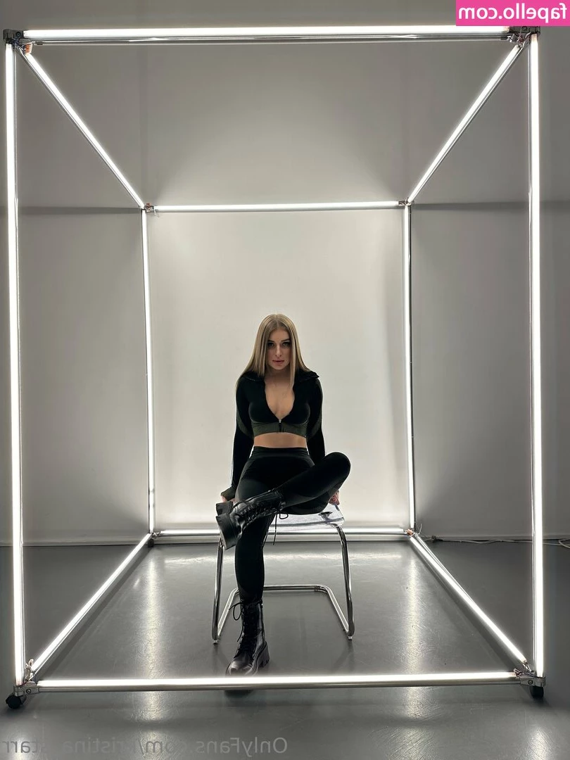 kristina_bunny [ kristina-bunny ] - do u wanna see me play