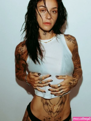 Leahmsharp [ leahmsharp-2 ] - •Like all of my photos and you can get a free photo   •Message me
