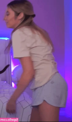 SommerSet - Look for this photo in your dm to unlock TWO sexy vids for the price