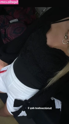 Charlie Ferarie [ charlie-ferarie ] - The Duality of Woman lol