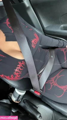 bluntviews_ [ bluntviews ] - Getting ready for the gym!