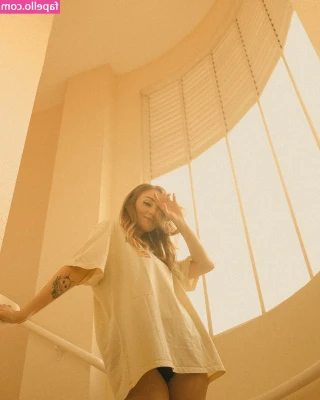 Flavia Sayuri [ flavia-sayuri ] - try on livestream just a heads up, next Thursday night I’ll be