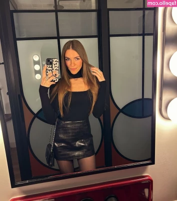 Amymarie Gaertner [ amymarie-gaertner ] - To the ones who got the new videos  disregard the 1st on in the inbox