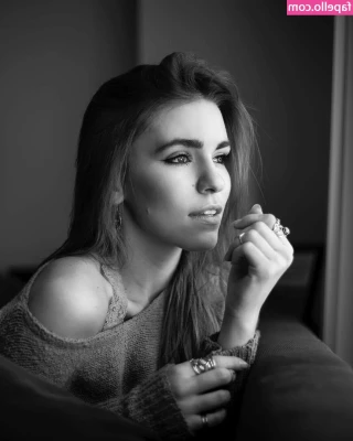 Amymarie Gaertner [ amymarie-gaertner ] - Sensual and feeling myself tonight  footfetish  onlyfans
