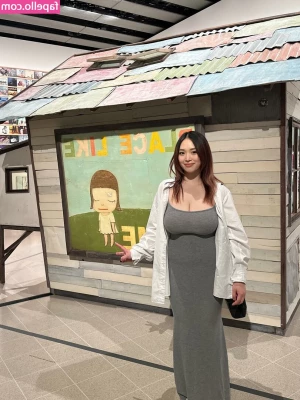 holly_shu_ [ holly-shu ] - Happy Titty Tuesday   Can t forget tacos