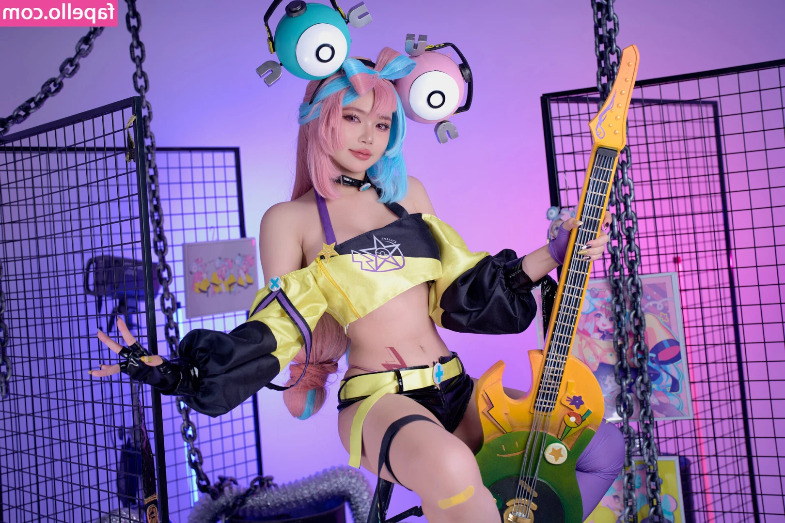 ZinieQ Cosplayer [ zinieq-cosplayer-1 ] - dm for custom content part 1