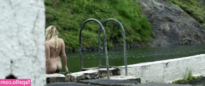 Maika Monroe [ maika-monroe ] - wanna lick my cum up ?